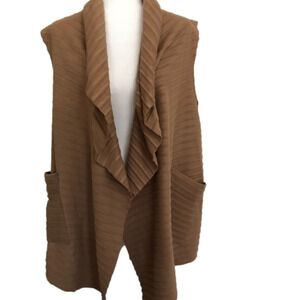 Le Moda Pleated Fleece Vest with Pockets